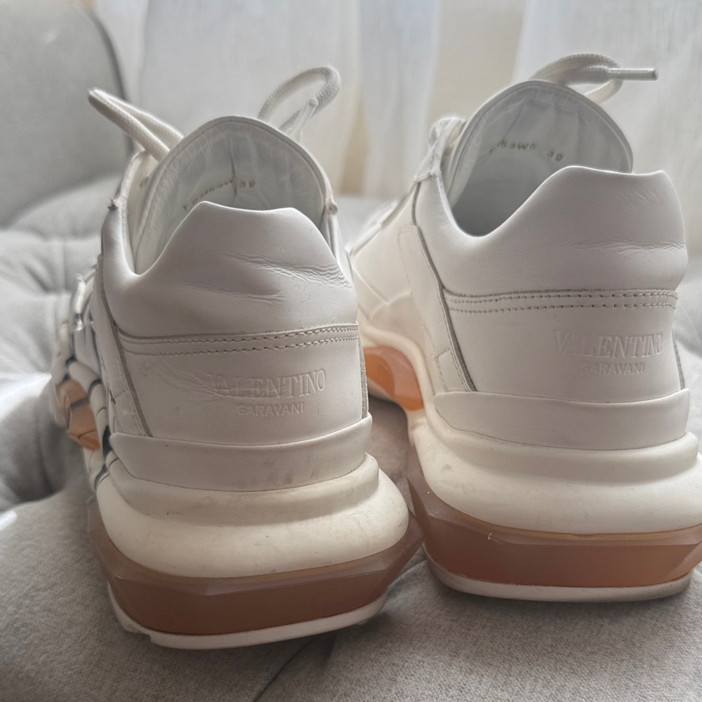 Valentino Off-White Sneakers with Black Logo 39 9 - Picture 4 of 5